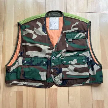 [ etsinta/에신타 ] 카모플라주 퀼트 숏 베스트