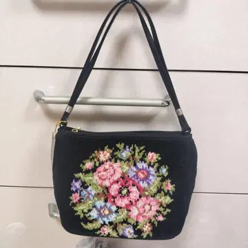 미사용 택 포함 페이러 파우치