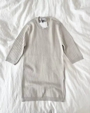 [ 새상품 ] MADISONBLUE 실크 혼방 리브 니트