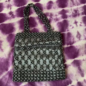 비즈 백 실버 그레이