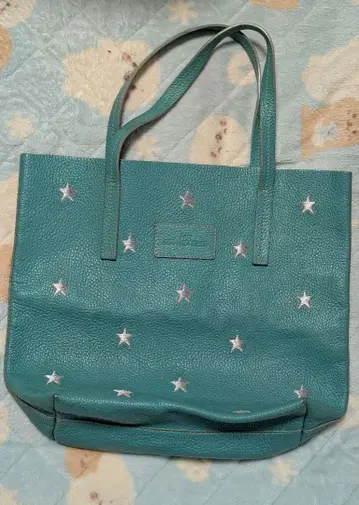 NUR 누르도나테랄루키 토트백