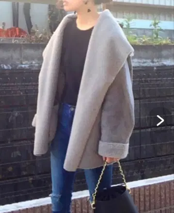 오버 사이즈 무스탕 보아 코트