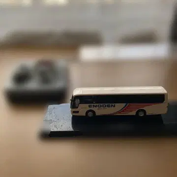 에노덴 버스 1/80 무선 조종 kyosho ENODEN