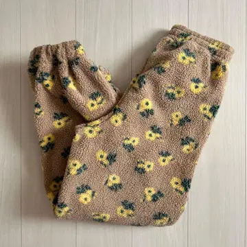 미사용 새상품 시마무라 ayano 꽃무늬 보아 팬츠 M