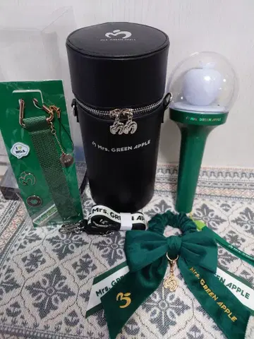 Mrs. GREEN APPLE 라이트 스틱 케이스 세트