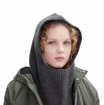 A.P.C. Sacha 발라클라바 그레이