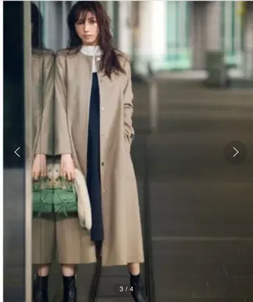 새상품 미사용품 CELFORD 크루넥 플레어 코트 정가 52,800엔