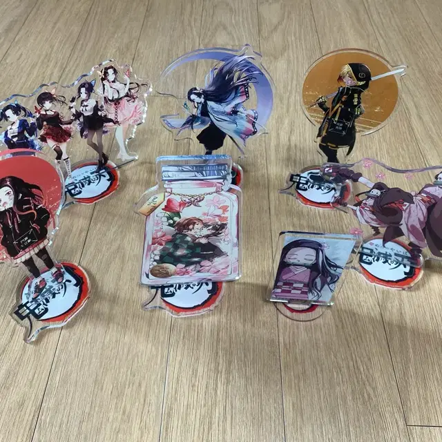 귀멸의 칼날-네즈코 아크릴 스탠드 총7종 일괄