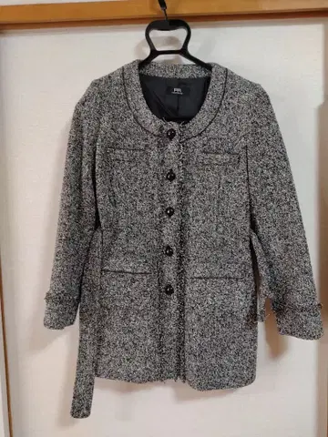 FIAST REVUE 그레이 계열 노카라 자켓 벨트 포함 M 사이즈