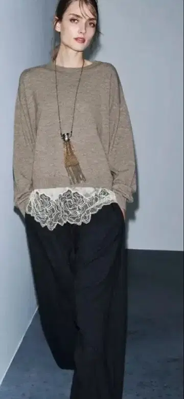 한정판 가격 인하 ZARA 브라운 레이스 니트 스웨터 긴팔