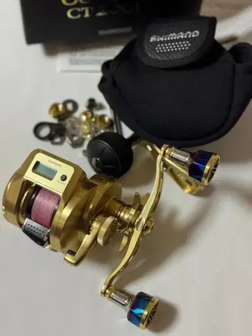 OCEA CONQUEST CT 200HG 골드 낚시릴