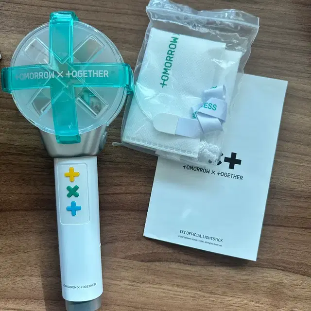 투모로우바이투게더 응원봉 모아봉ver1판매합니다