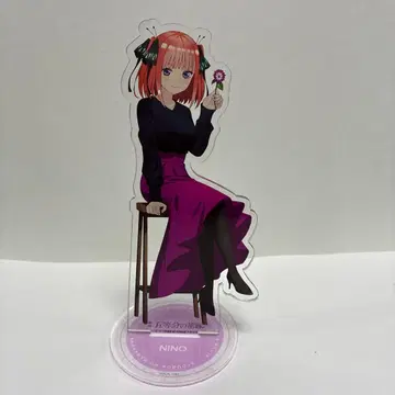 5등분의 신부 NINO 아크릴 스탠드 꽃을 든
