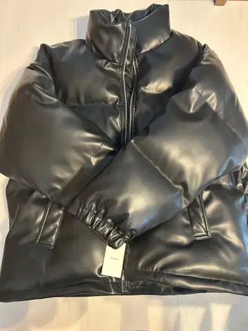 [SERACE] 패디드 볼륨 하이넥 히트 자켓 택 포함 미사용품