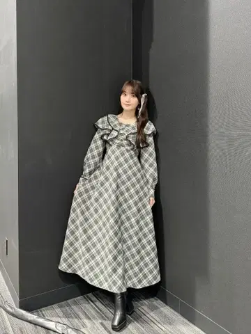 오구라 유이 착용 플라워 프린트 롱 원피스