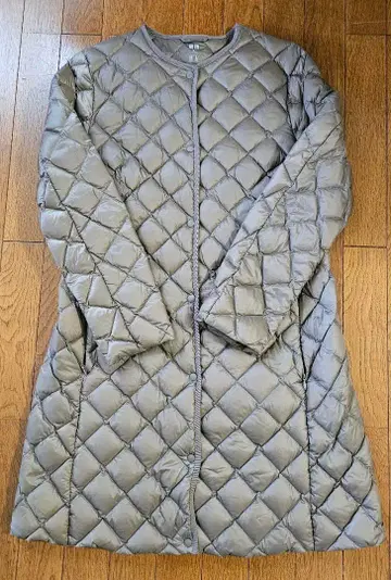 유니클로 울트라 라이트 다운 코트 XL