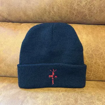 니트 모자 트래비스 스콧 캑터스 잭 Travis Scott 새상품