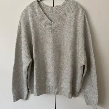 Ballsey 그레이 V넥 긴팔 스웨터