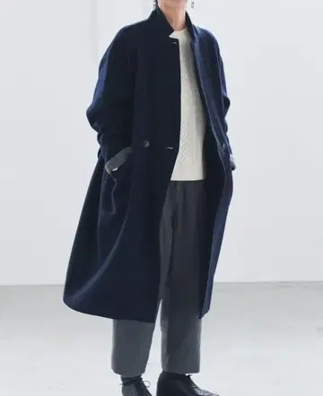 북유럽, 생활 잡화점 체스터 코트 네이비