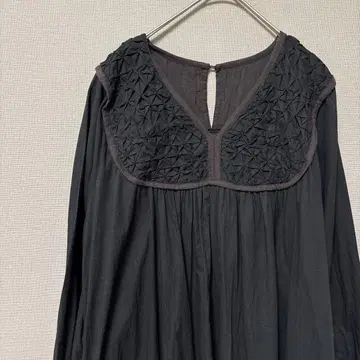 노이아 핸드 스모킹 원피스(F) 블랙 롱 기장 포켓 있음 면 100%