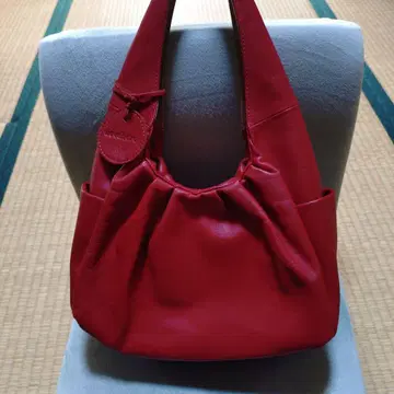 주케로필라토 토트백