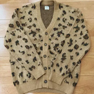 coen 레오파드 무늬 가디건