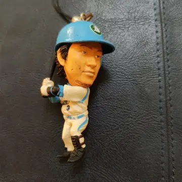 H. Nakajima 스트랩형 피규어