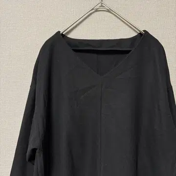 도니유 V넥 풀오버 블라우스(M) 심플 블랙 무지 루즈핏