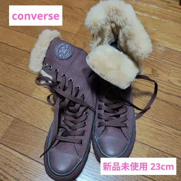 퍼 달린 브라운 하이컷 스니커즈