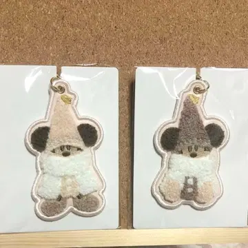 디즈니 크리스마스 2025 릴린린 키체인 화이트 베이지 브라운