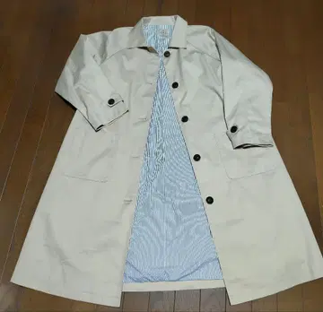 새상품급 사만사 모스모스 베이지 롱 코트 스트라이프 안감