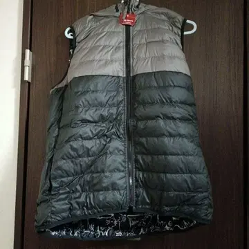 새상품/드럭 스토어즈/다운 베스트/리버서블/F