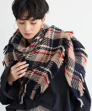 [ BARNYARDSTORM ] 존 브라니건 삼각형 스톨 밴야드 스톰