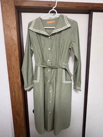 F i.n.t 세일러 원피스 올리브 그린