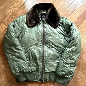 ALPHA INDUSTRIES 다운 자켓 XL 카키 넥 보아