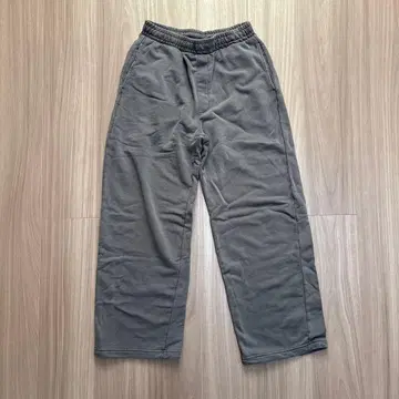 워시드 맨투맨 와이드 팬츠