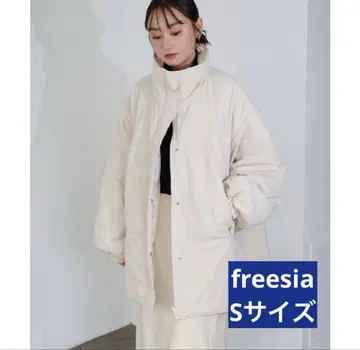 and me freesia 몬스터 코트 다운 자켓 아이보리 S