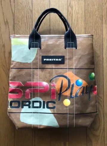 FREITAG F203 구 LELAND