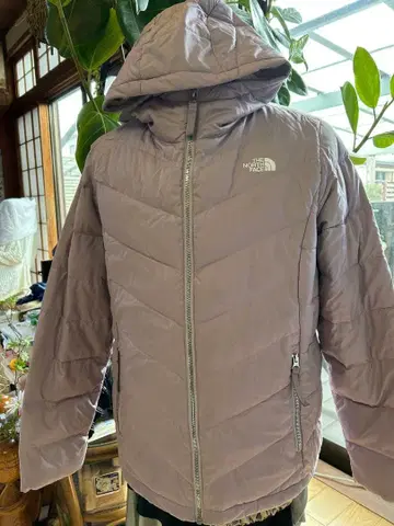 THE NORTH FACE 후드 부착 다운 자켓 핑크 퍼플
