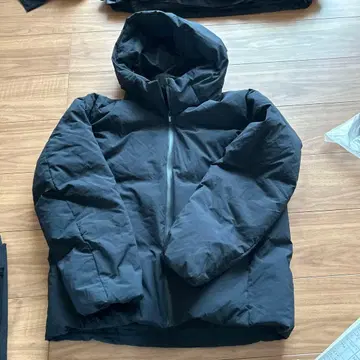 유니클로 블록테크 시리즈 다운 파카