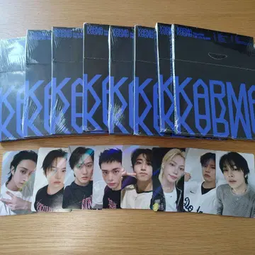 straykids 스키즈 KARMA COMPACT 컴팩트 포토A 홀로