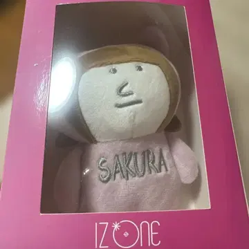 IZ*ONE 사쿠라 봉제 인형