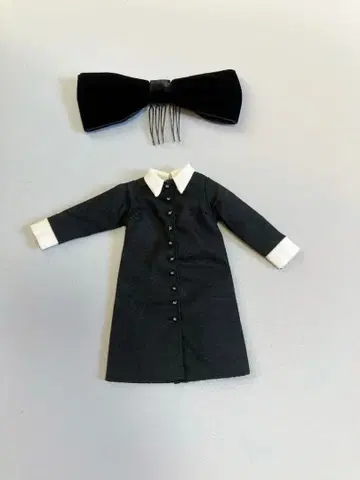 네오 브라이스 아웃핏