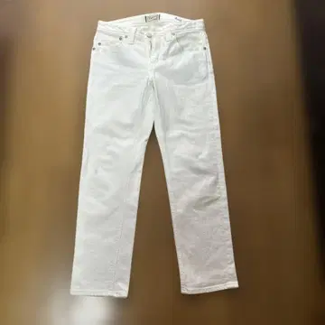 YANUK Cecil 화이트 스트레이트 데님 32