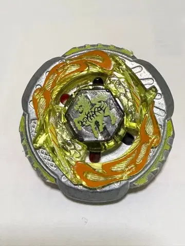 메탈 파이트 베이블레이드 락프 R145WB 사용품 본체만