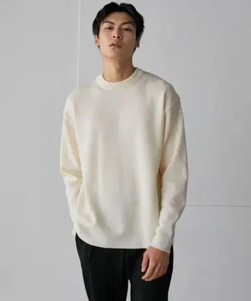 UNITED TOKYO 울 밀라노 리브 크루넥 니트