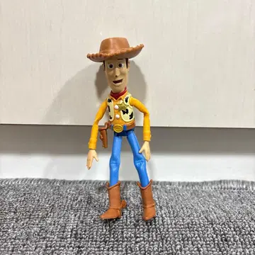 우디 카우보이 피규어 (모자 포함)