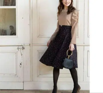 12/14까지 tocco 파워 숄더 도킹 원피스