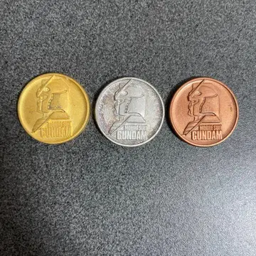 기동전사 건담 영화 FINAL 기념 1982.3.13 메달 3개 세트