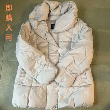 CHARLE 라이트 베이지 다운 자켓 중고